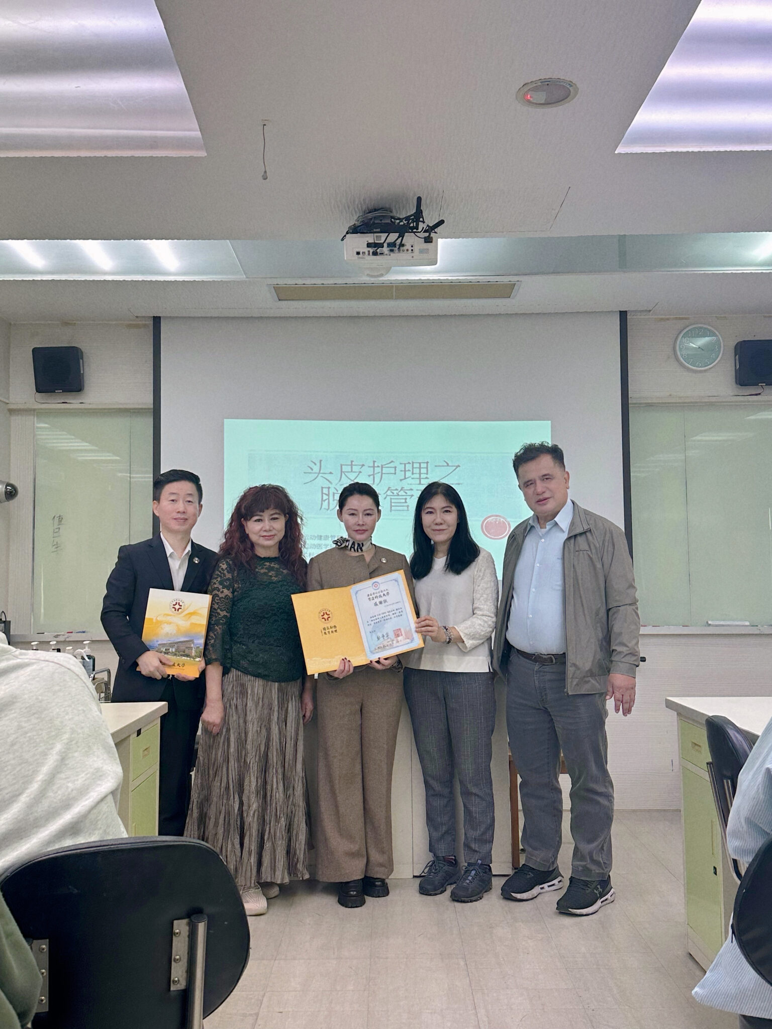 {"ARInfo":{"IsUseAR":false},"Version":"1.0.0","MakeupInfo":{"IsUseMakeup":false},"FaceliftInfo":{"IsChangeEyeLift":false,"IsChangeFacelift":false,"IsChangePostureLift":false,"IsChangeNose":false,"IsChangeFaceChin":false,"IsChangeMouth":false,"IsChangeThinFace":false},"BeautyInfo":{"SwitchMedicatedAcne":false,"IsAIBeauty":false,"IsBrightEyes":false,"IsSharpen":false,"IsOldBeauty":false,"IsReduceBlackEyes":false},"HandlerInfo":{"AppName":2},"FilterInfo":{"IsUseFilter":false}}